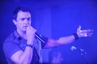 Filename=M_Offe_Shannon-Noll_D700_DSC_0447.JPG
Filesize=264KB
Dimensions=900x598
Date added=Mar 23, 2009 M_Offe_Shannon-Noll_D700_DSC_0447.JPG
