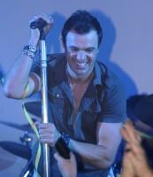 Filename=M_Offe_Shannon-Noll_D700_DSC_0637.JPG
Filesize=334KB
Dimensions=781x900
Date added=Mar 23, 2009 M_Offe_Shannon-Noll_D700_DSC_0637.JPG